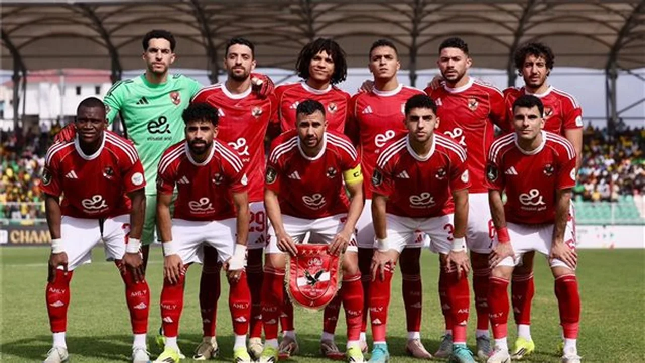 تحدي الجولة 17.. موعد صدام الأهلي والبنك الأهلي في الدوري المصري اليوم